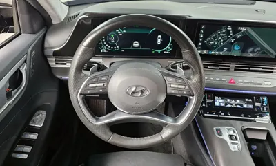 Hyundai Grandeur 2020, 97187 км, за 16421.43 USD - фото 13