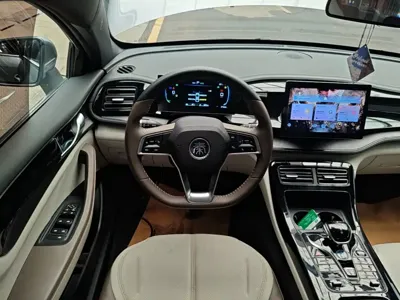 BYD Qin Plus 2024, 37500 км, за 7106.98 USD - фото 11
