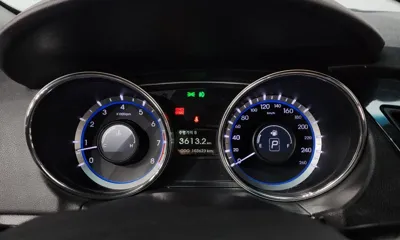 Hyundai Sonata 2012, 103623 км, за 3120.52 USD - фото 8
