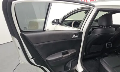 Kia Sportage 2019, 135686 км, за 8595.43 USD - фото 25