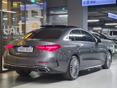 Mercedes-Benz C-Class 2022, 34000 км, за 30392.54 USD