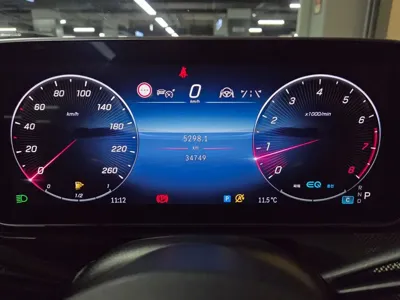 Mercedes-Benz C-Class 2022, 34000 км, за 30392.54 USD - фото 15