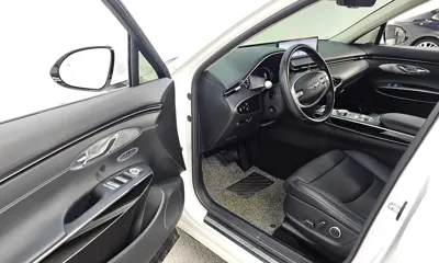 Genesis GV70 2021, 129870 км, за 18572.46 USD - фото 10