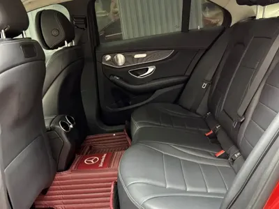 Mercedes-Benz C-Class 2018, 91800 км, за 16369.76 USD - фото 8