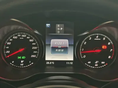 Mercedes-Benz C-Class 2018, 91800 км, за 16369.76 USD - фото 11
