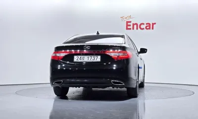 Hyundai Grandeur 2013, 121558 км, за 4529.34 USD