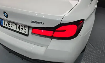 BMW 5-Series 2023, 50754 км, за 25330.46 USD - фото 23