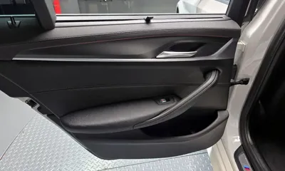 BMW 5-Series 2023, 50754 км, за 25330.46 USD - фото 25