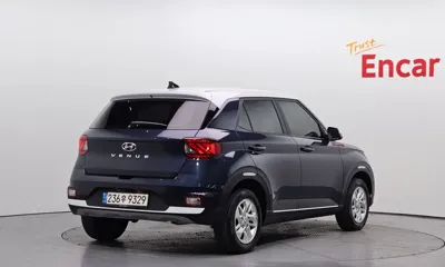 Hyundai Venue 2022, 33065 км, за 12025.11 USD