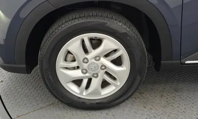 Hyundai Venue 2022, 33065 км, за 12025.11 USD