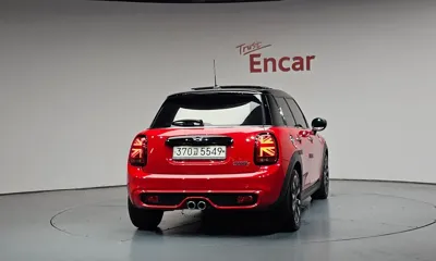 MINI Cooper 2021, 66779 км, за 15032.17 USD