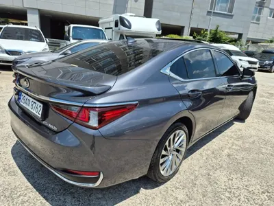 Lexus ES 2023, 110169 км, за 27569.91 USD - фото 6