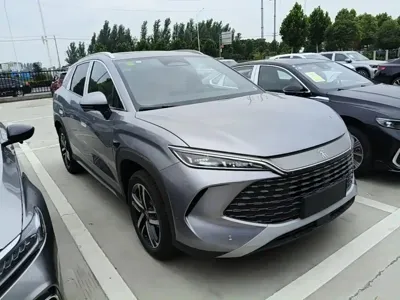 BYD L DM-i 2026, 100 км, за 16980.1 USD