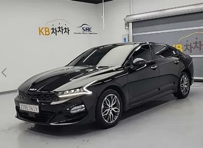 Kia K5 · 2023 год
