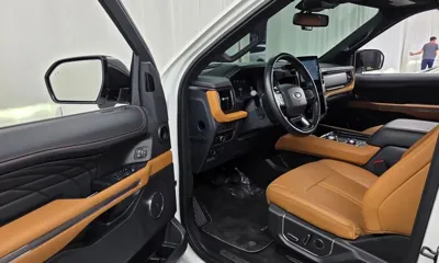 Ford Expedition 2023, 14788 км, за 45621.64 USD - фото 10
