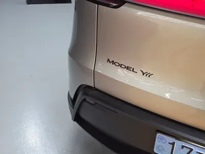 Tesla Model Y 2026, 10 км, за 49576.98 USD - фото 7