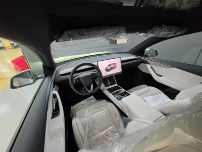 Tesla Model Y 2026, 10 км, за 49576.98 USD - фото 16