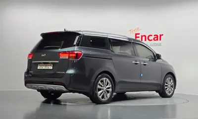 Kia Canival 2017, 78507 км, за 10523.55 USD