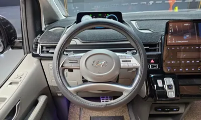 Hyundai Staria 2023, 74688 км, за 23778.24 USD - фото 13