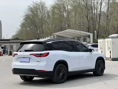 Nio ES8 2019, 100000 км, за 11775.22 USD - фото 7