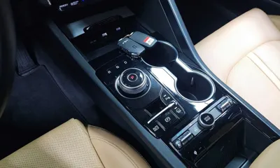 Kia K5 2023, 29935 км, за 15426.02 USD - фото 9