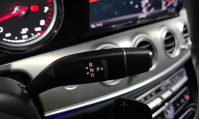 Mercedes-Benz E-Class 2019, 104998 км, за 13784.95 USD - фото 9