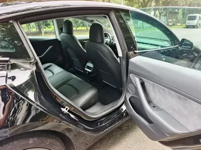 Tesla Model 3 2021, 53000 км, за 21888.89 USD - фото 10