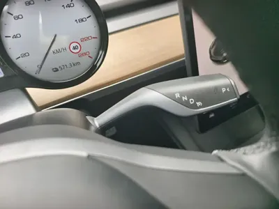 Tesla Model 3 2021, 53000 км, за 21888.89 USD - фото 21