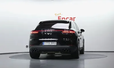 Porsche Cayenne 2023, 39559 км, за 61670.62 USD