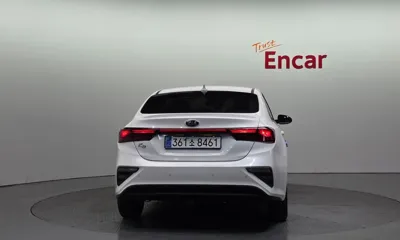 Kia K3 2021, 63177 км, за 9183.41 USD