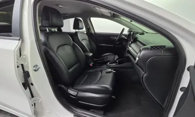 Kia K3 2021, 63177 км, за 9183.41 USD - фото 10