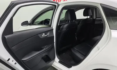 Kia K3 2021, 63177 км, за 9183.41 USD - фото 18
