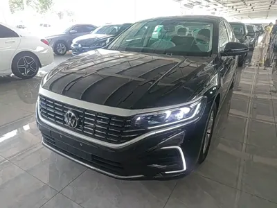 Volkswagen 帕萨特插电混动 · 2026 год