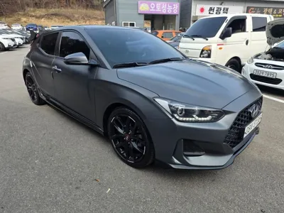 Hyundai Veloster 2018, 100418 км, за 7548.9 USD