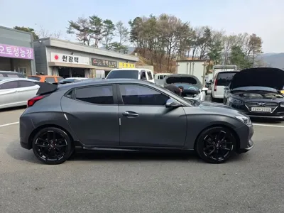 Hyundai Veloster 2018, 100418 км, за 7548.9 USD