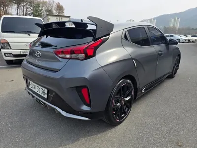 Hyundai Veloster 2018, 100418 км, за 7548.9 USD