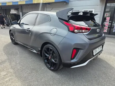 Hyundai Veloster 2018, 100418 км, за 7548.9 USD - фото 7
