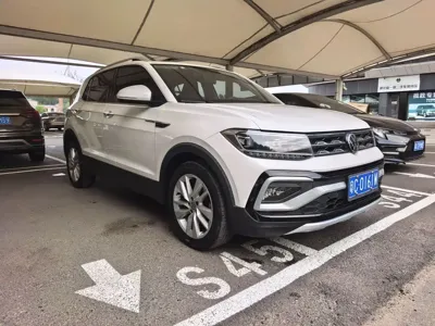Volkswagen T-Cross 2022, 57000 км, за 12771.97 USD