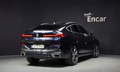 BMW X6 2023, 37988 км, за 52693.25 USD