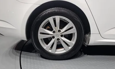 Renault-KoreaSamsung SM6 2017, 156815 км, за 3843.65 USD