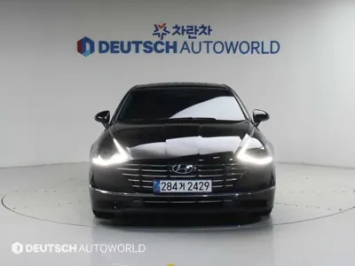 Hyundai Sonata 2021, 59589 км, за 10906.94 USD
