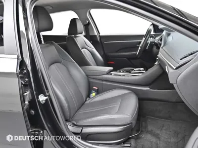 Hyundai Sonata 2021, 59589 км, за 10906.94 USD - фото 10