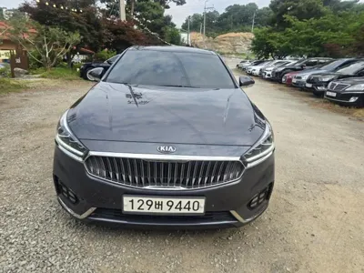 Kia K7 · 2017 год