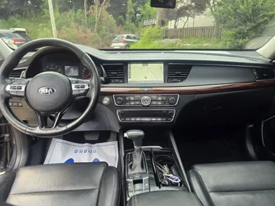 Kia K7 2017, 212451 км, за 6104.77 USD - фото 10