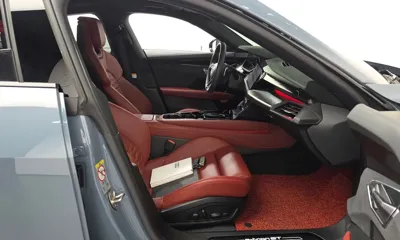 Audi e-tron GT 2022, 30065 км, за 57010.97 USD - фото 26