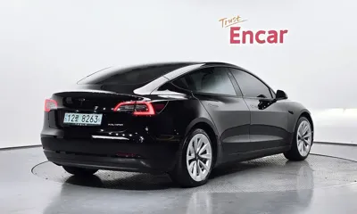 Tesla Model 3 2022, 77710 км, за 21990.29 USD