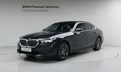 BMW 5-Series · 2025 год
