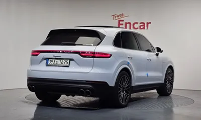 Porsche Cayenne 2020, 93090 км, за 56124.46 USD