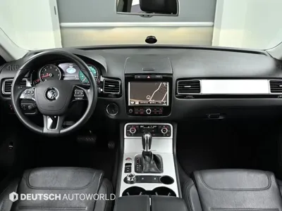 Volkswagen Touareg 2012, 124438 км, за 6630.69 USD - фото 7