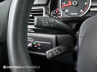 Volkswagen Touareg 2012, 124438 км, за 6630.69 USD - фото 17